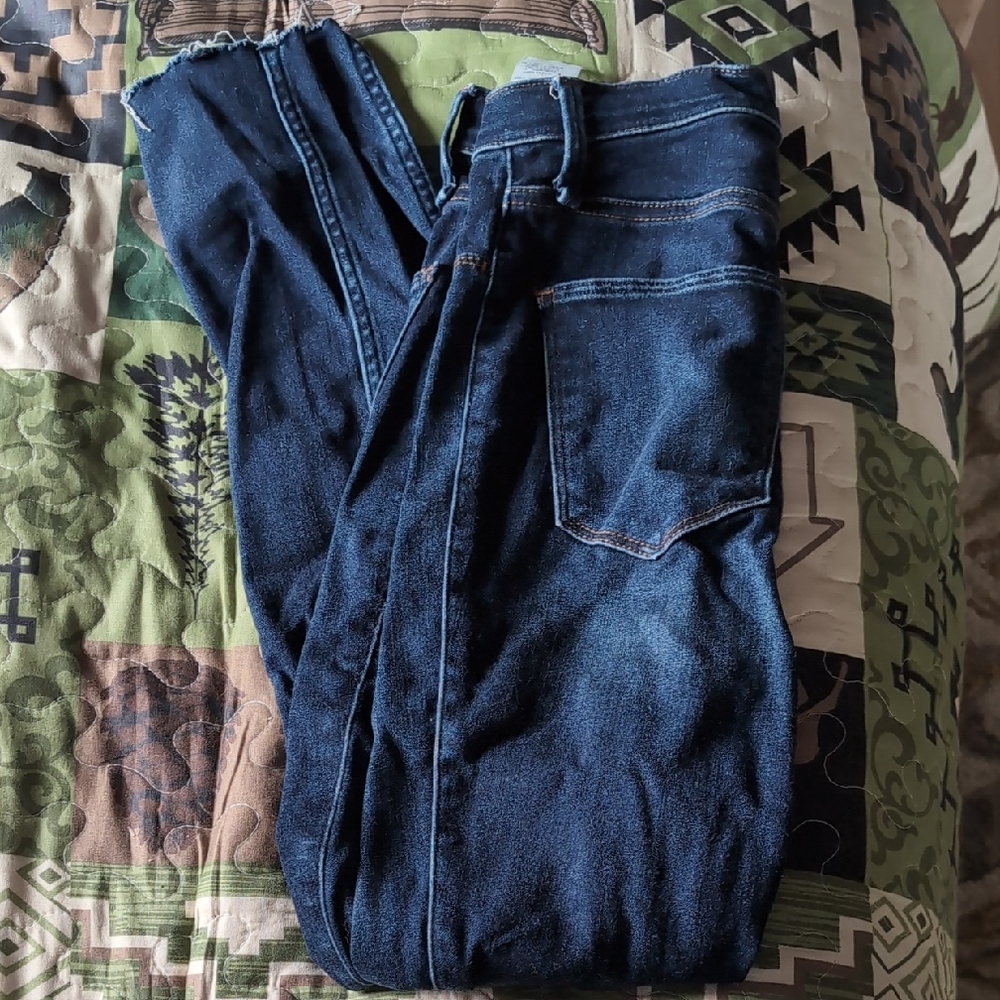 Abercrombie & Fitch Dark Blue Jeans